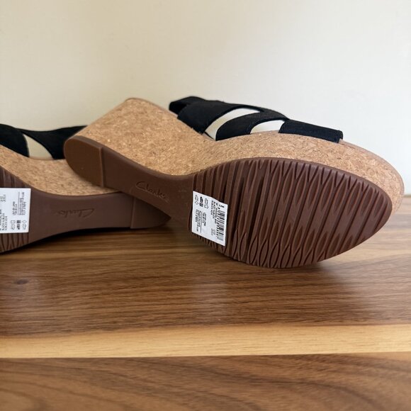 Clarks Collection Women's Annadel Bari Wedge Sandals 8.5W NWOT black suede - Picture 8 of 15